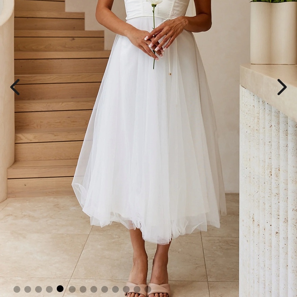 Selfie Leslie White Wedding Dress